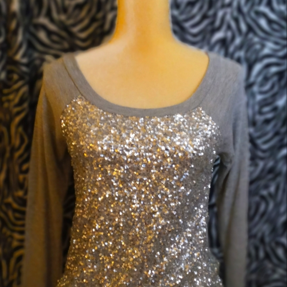 dELIAs longsleeve shirt with sequins, small